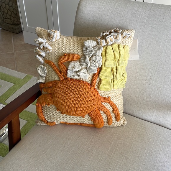 NEW WITH TAGS! Anthropologie hand crotcheted pillow - Picture 9 of 10